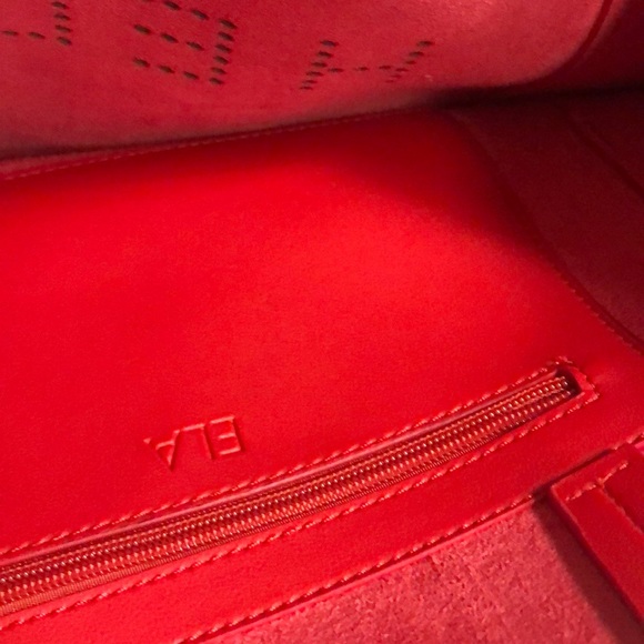 Leather Red - Picture 5 of 6